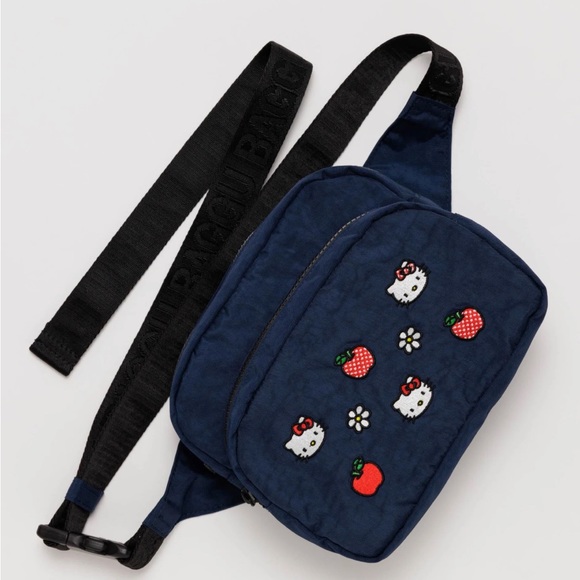 BAGGU Embroidered Hello Kitty Fancy Pack - Picture 12 of 12